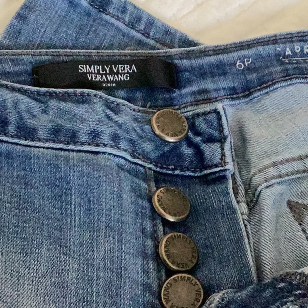 Simply Vera Wang capri blue Jean